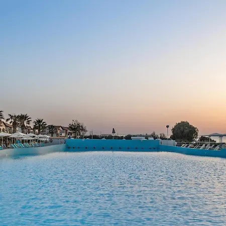 White Olive Marine Aquapark