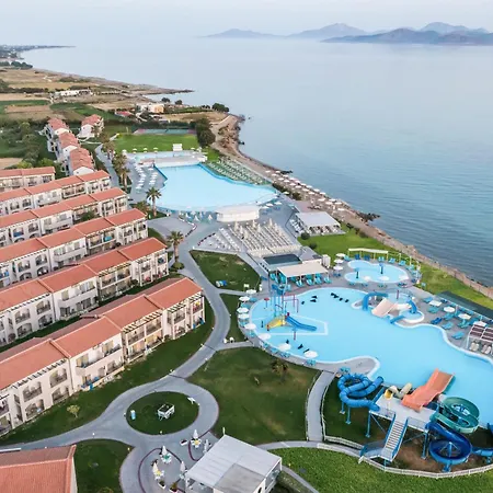 White Olive Marine Aquapark