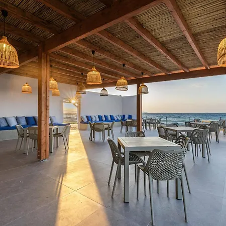 Hotel White Olive Marine Aquapark 4*