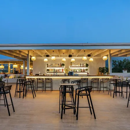 Hotel White Olive Marine Aquapark 4*
