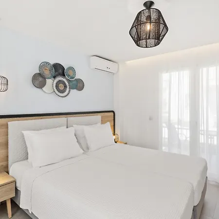 White Olive Marine Aquapark Hotel