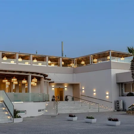 Hotel White Olive Marine Aquapark 4*