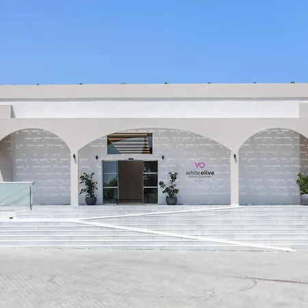 Hotel White Olive Marine Aquapark